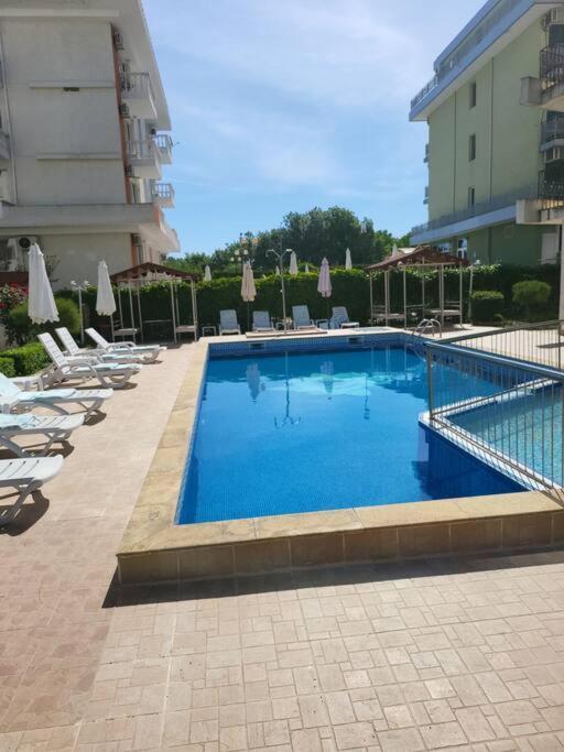 Луксозен Апартамент Срещу Какао Sunny Beach Exterior photo